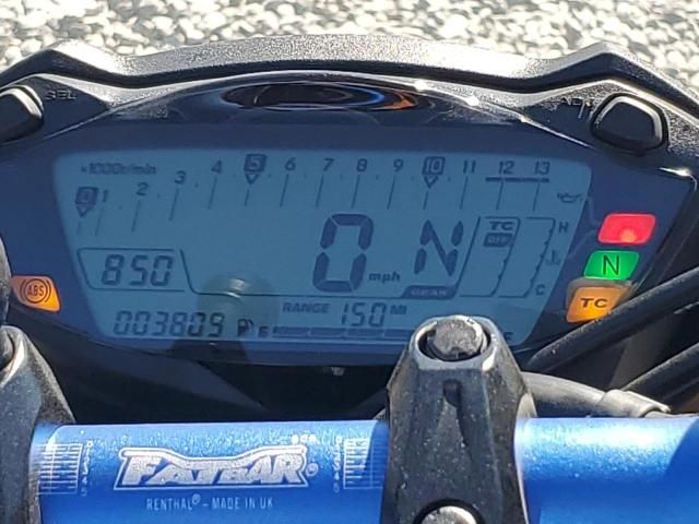2022 Suzuki GSX-S750 M