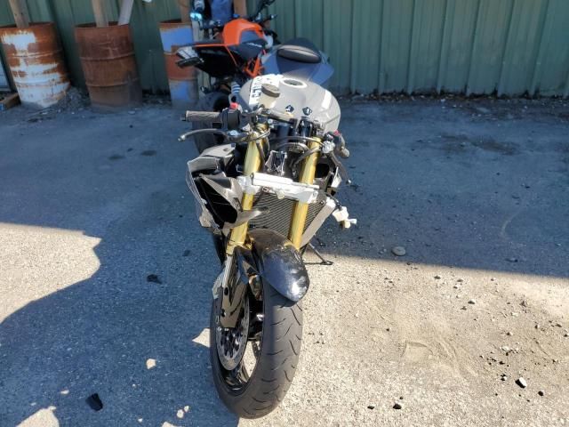 2025 Suzuki GSX-R750