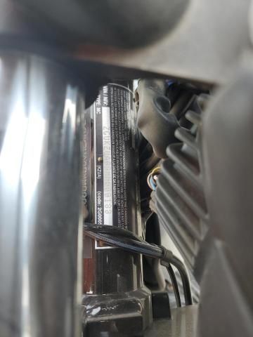 2021 Moto Guzzi V7 Stone