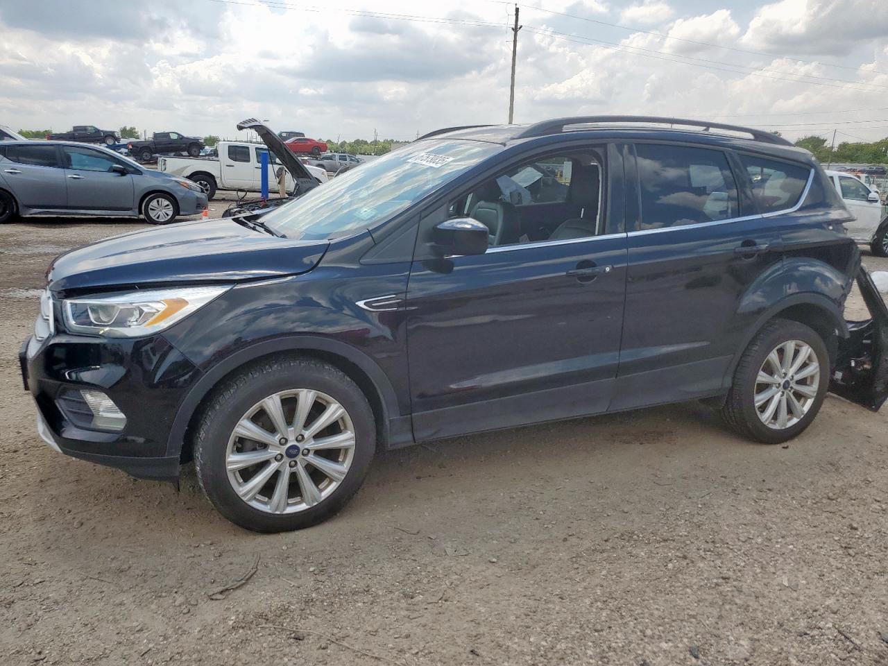 2019 Ford Escape sel