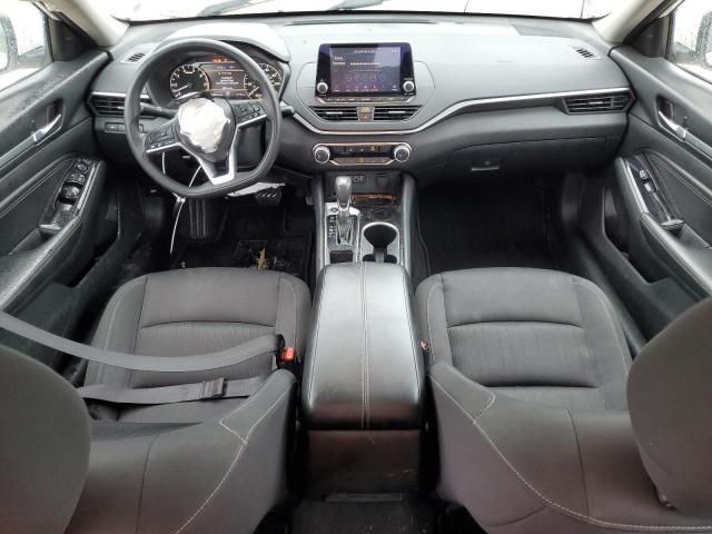 2021 Nissan Altima sv