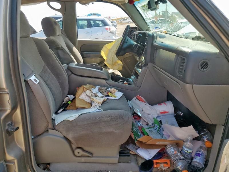 2003 Chevrolet Tahoe C1500