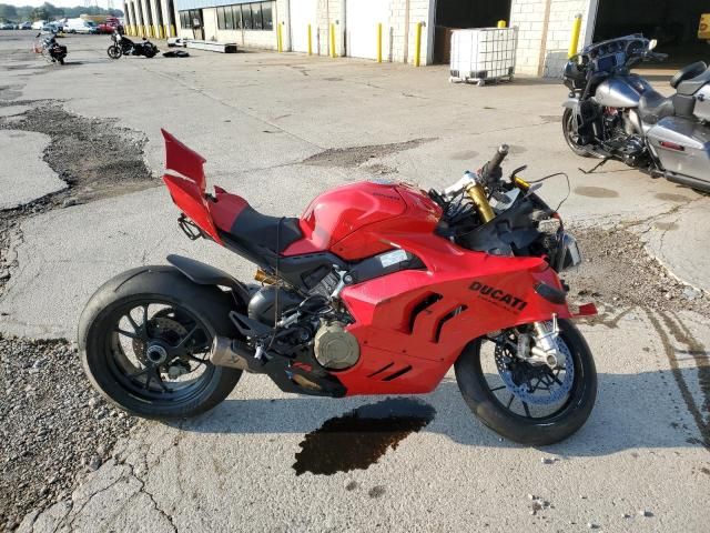 2023 Ducati Panigale V4S