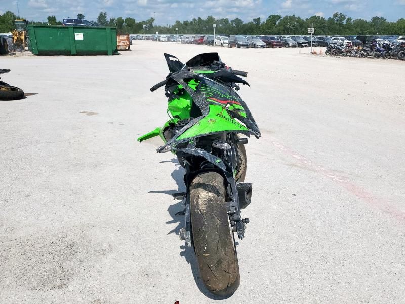 2024 Kawasaki EX650 P