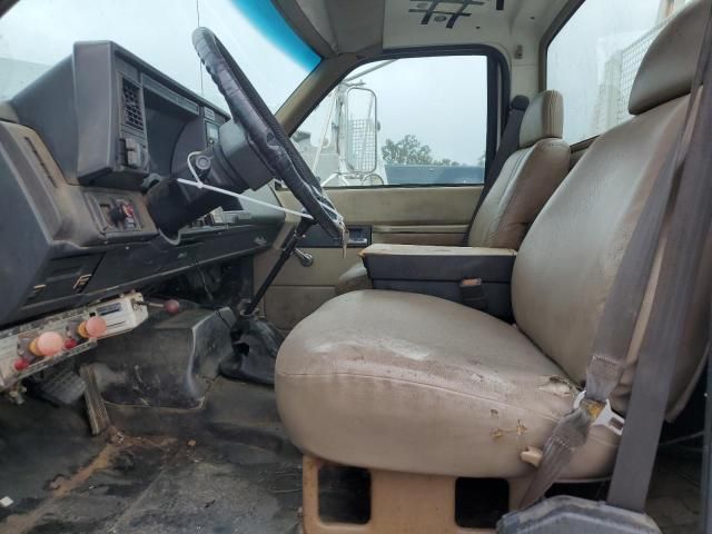 2001 GMC C-SERIES C7H042