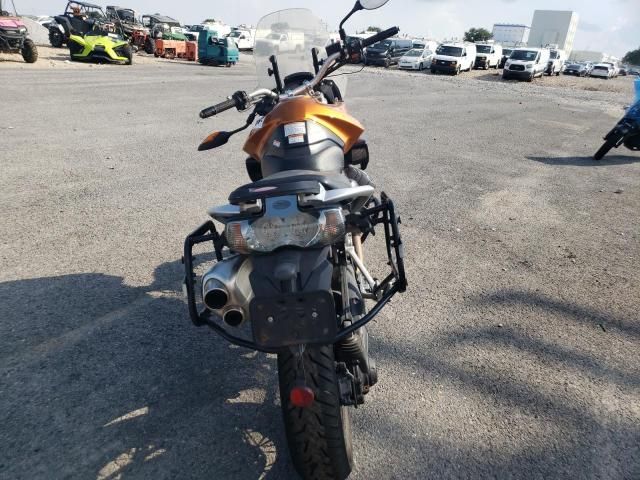 2013 Moto Guzzi Stelvio 1200