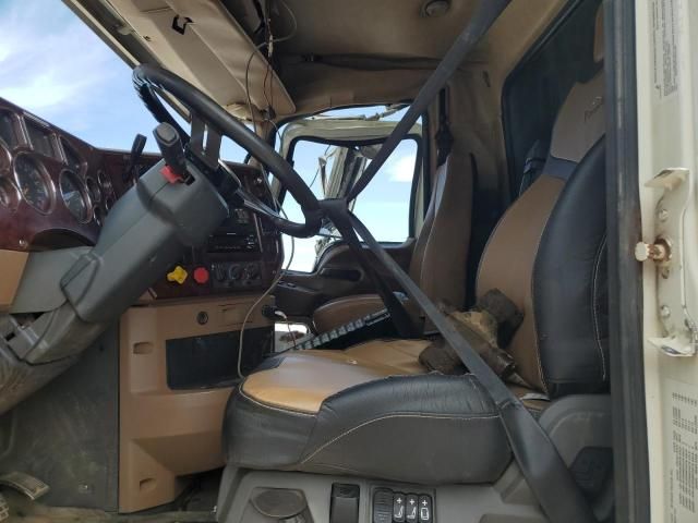 2016 Mack GU713 Dump Truck