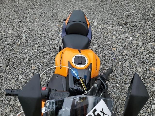 2025 Kawasaki EX650 P