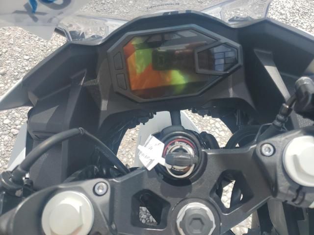 2025 Kawasaki EX500 H