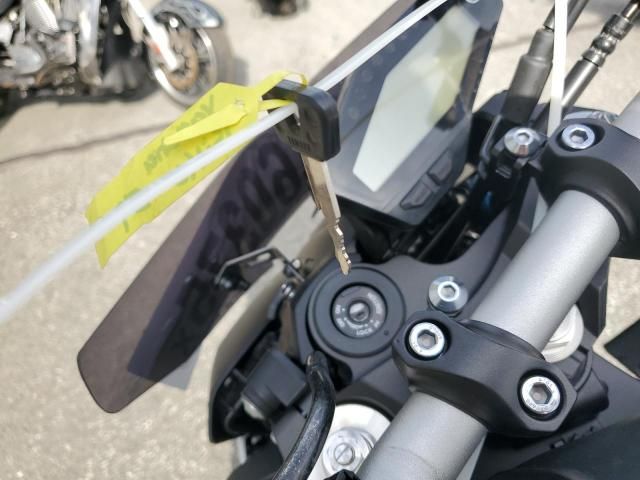 2017 Yamaha FZ09