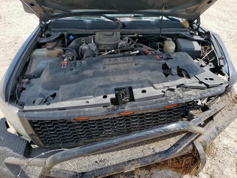 2013 Chevrolet Truck Slvrdo 2500 CR 4X4 L