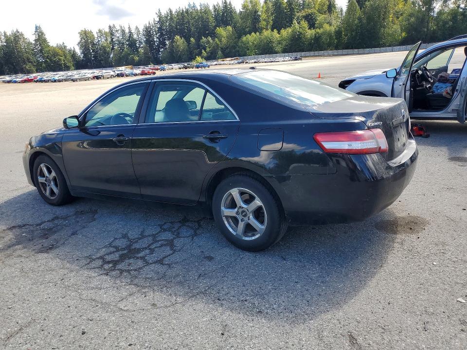 2011 Toyota Camry le