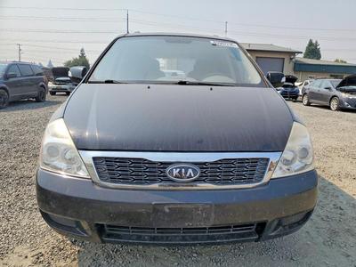 2011 KIA Sedona LX
