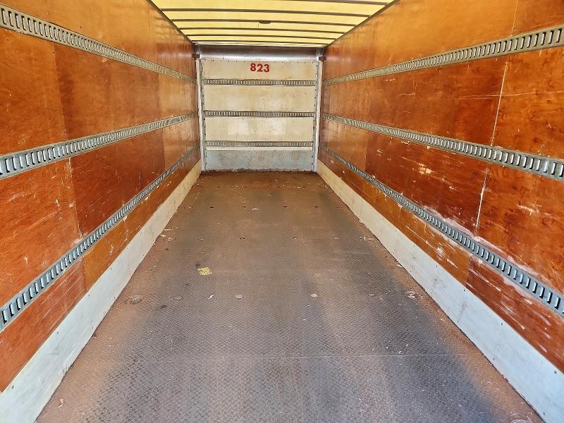 2016 Frht - Freightliner 2016 Freightliner Business Class M2 BOX Truck