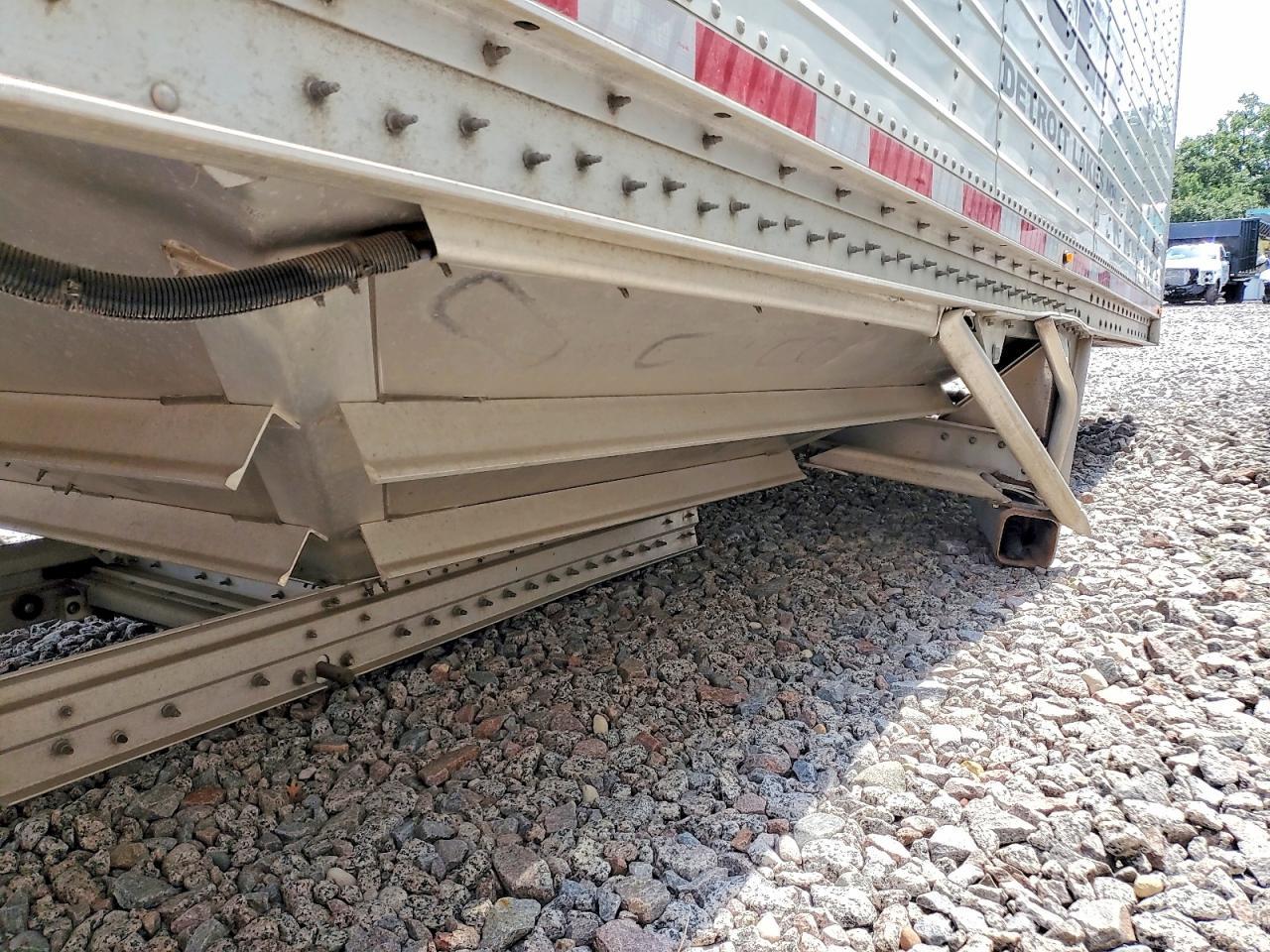 2023 Wilson Grain Hopper