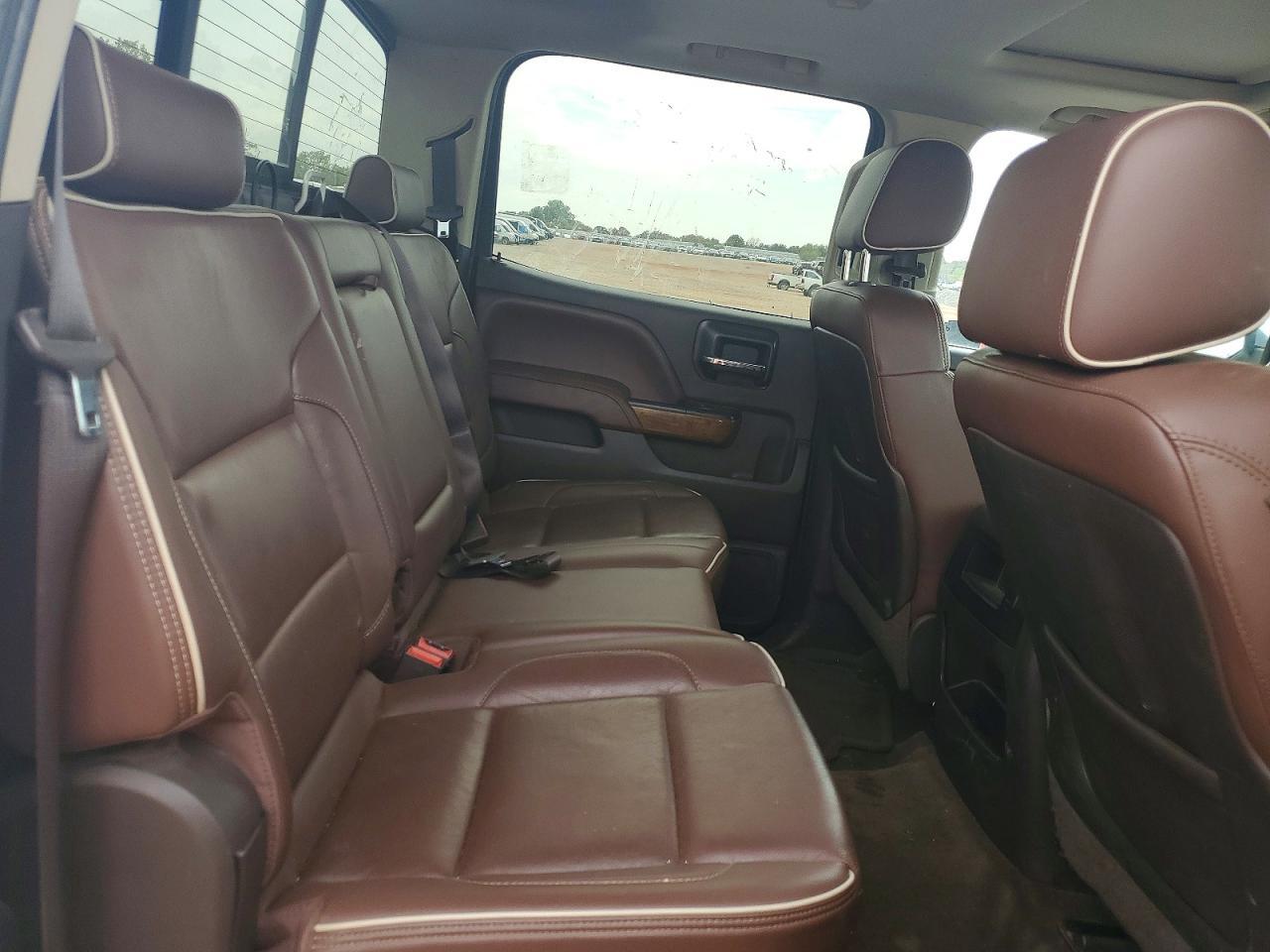 2015 Chevrolet Silverado K1500 High Country