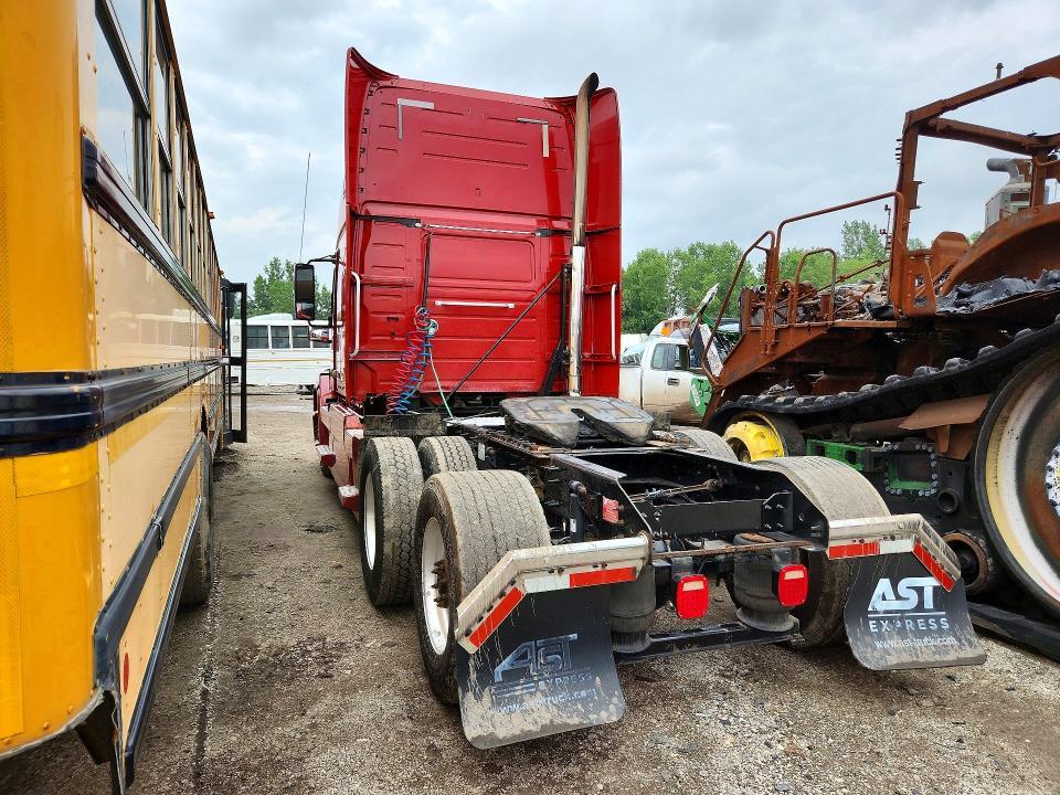 2012 Volvo VNL Semi Truck