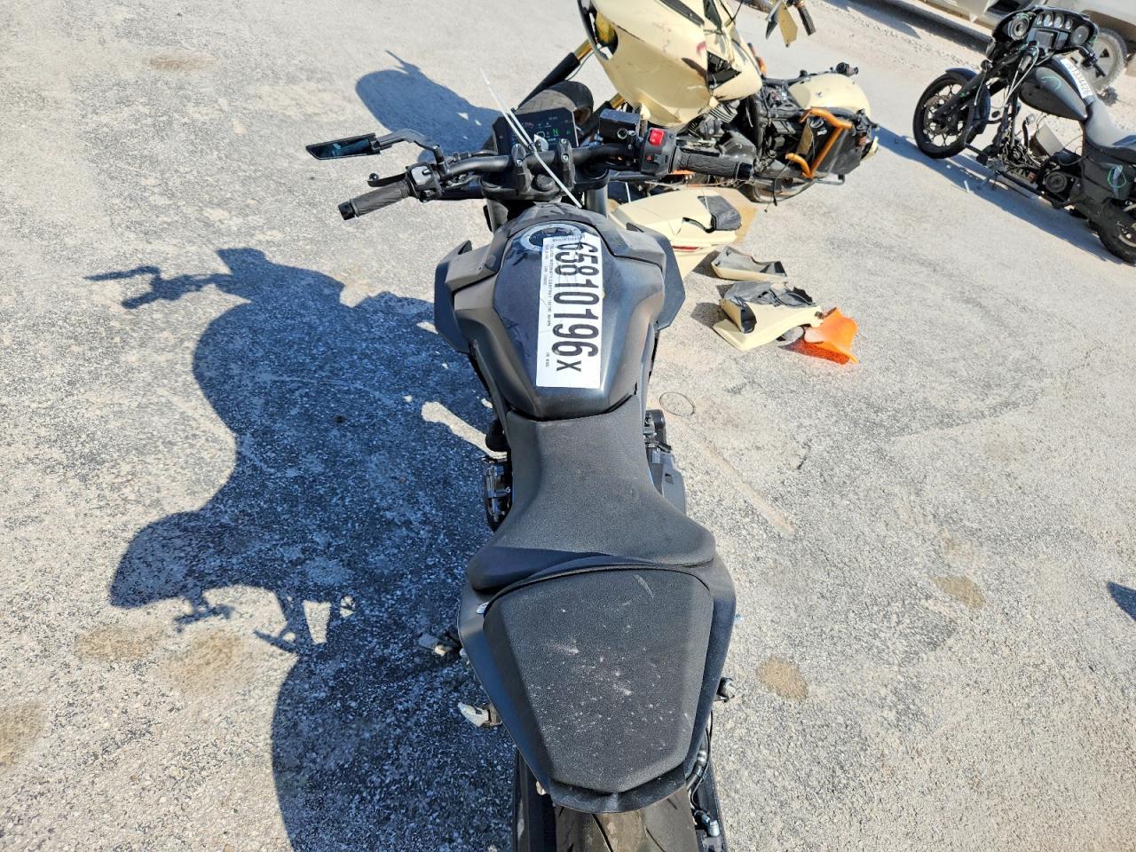 2024 Suzuki GSX800 R
