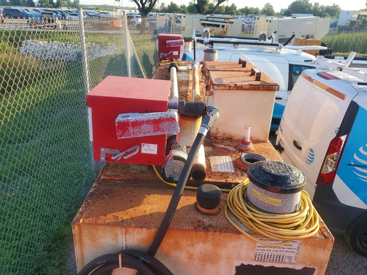 2005 Unknown 2005 Fuel Tank