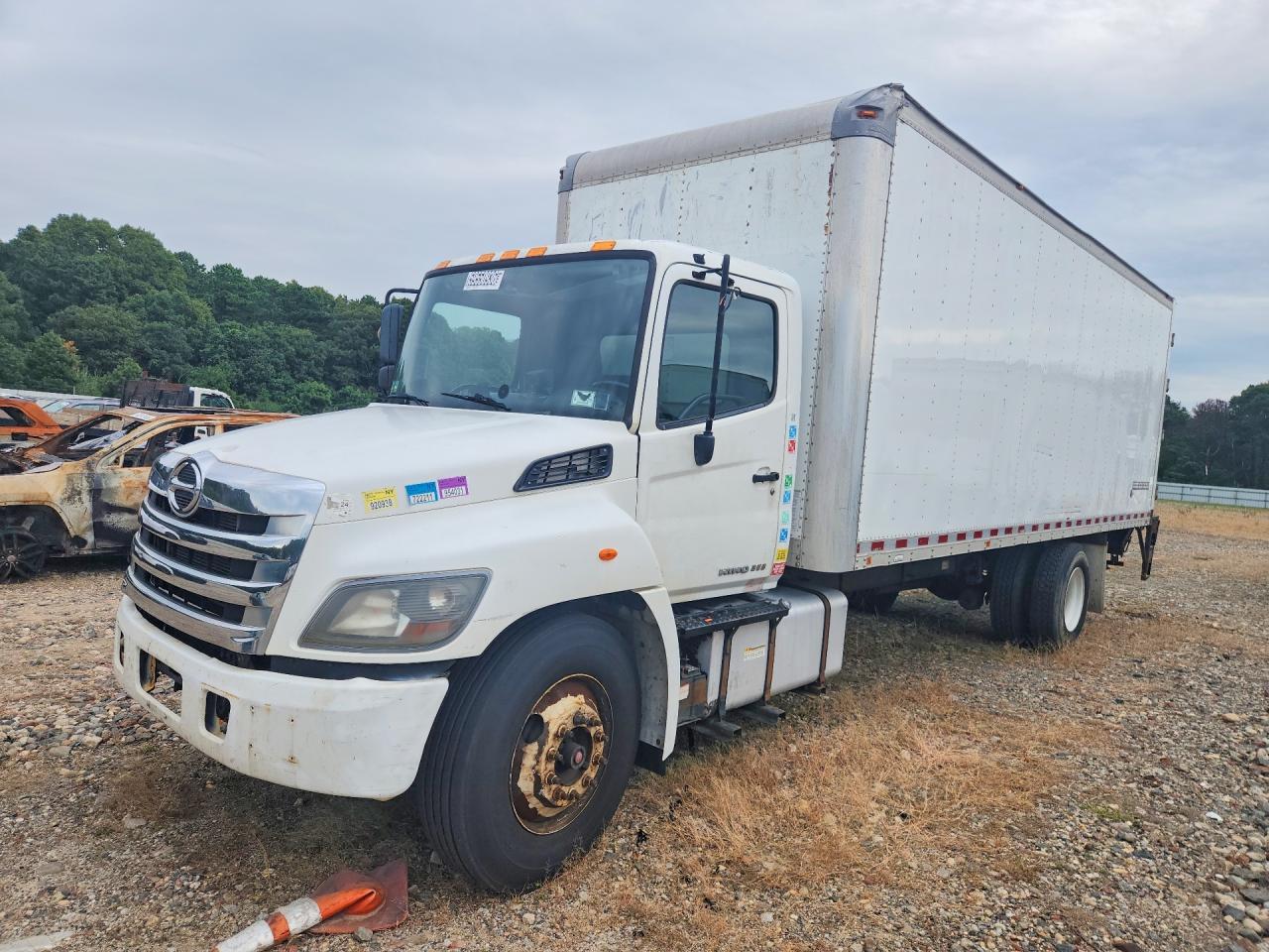 2016 Hino 258/268 BOX Truck