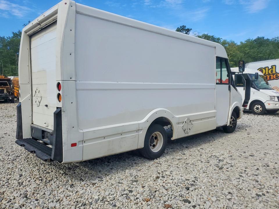 2013 Isuzu NPR