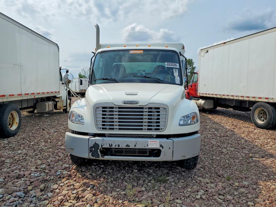 2014 Frht - Freightliner 2014 Freightliner Business Class M2 BOX Truck