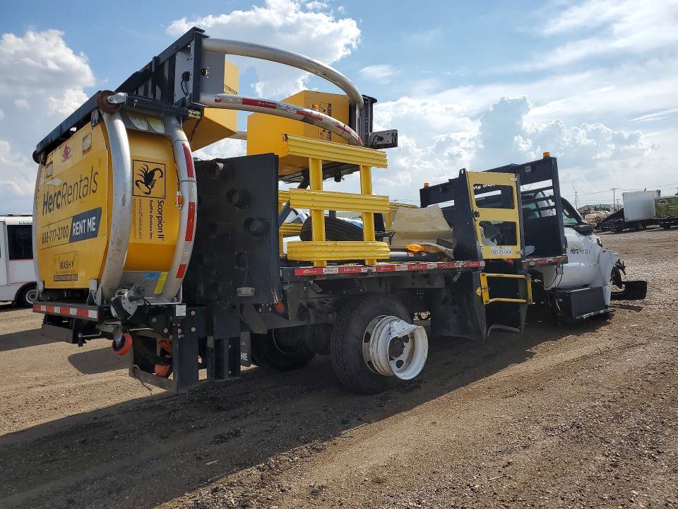 2022 Ford F750 Super Duty Flatbed Truck With Crash Attenuato