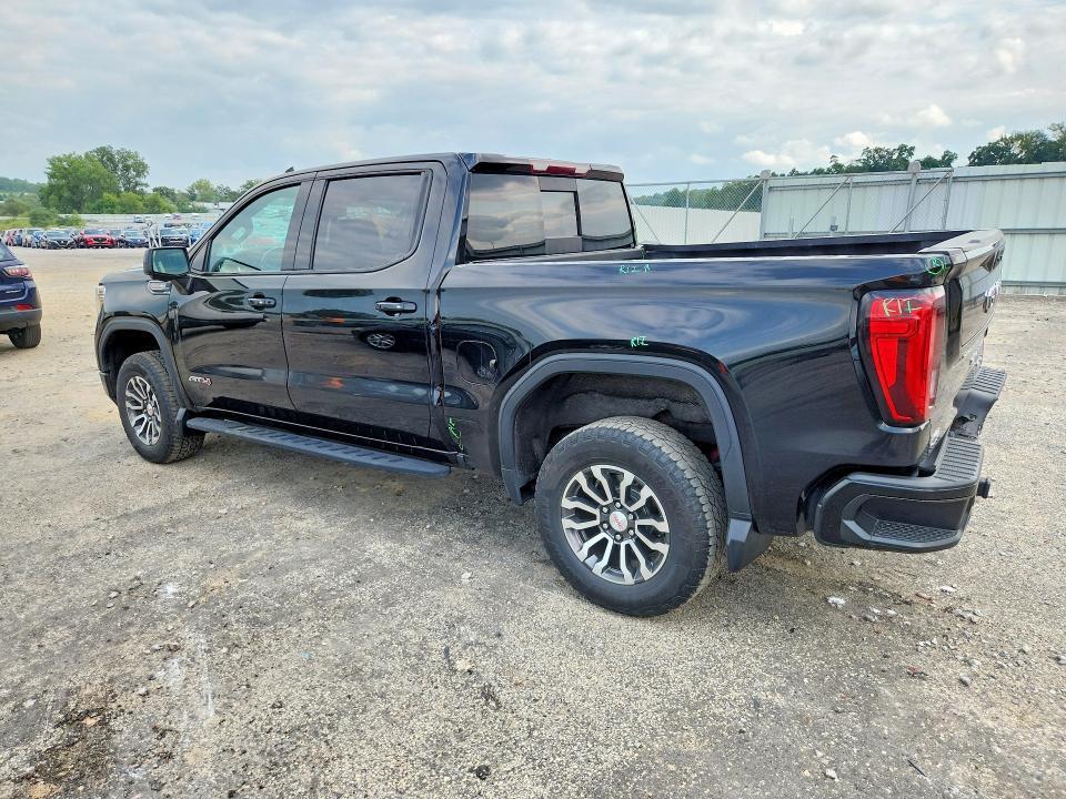 2021 GMC Sierra K1500 AT4