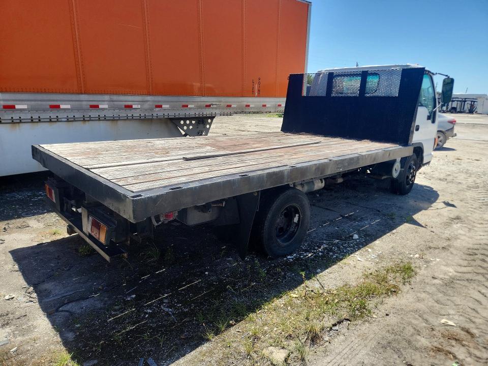 2001 Isuzu NPR