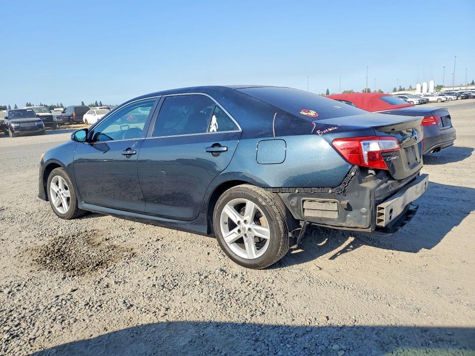2014 Toyota Camry se