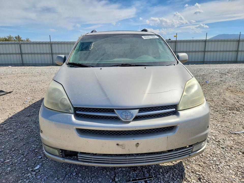 2005 Toyota Sienna xle Limited 7 Passenger