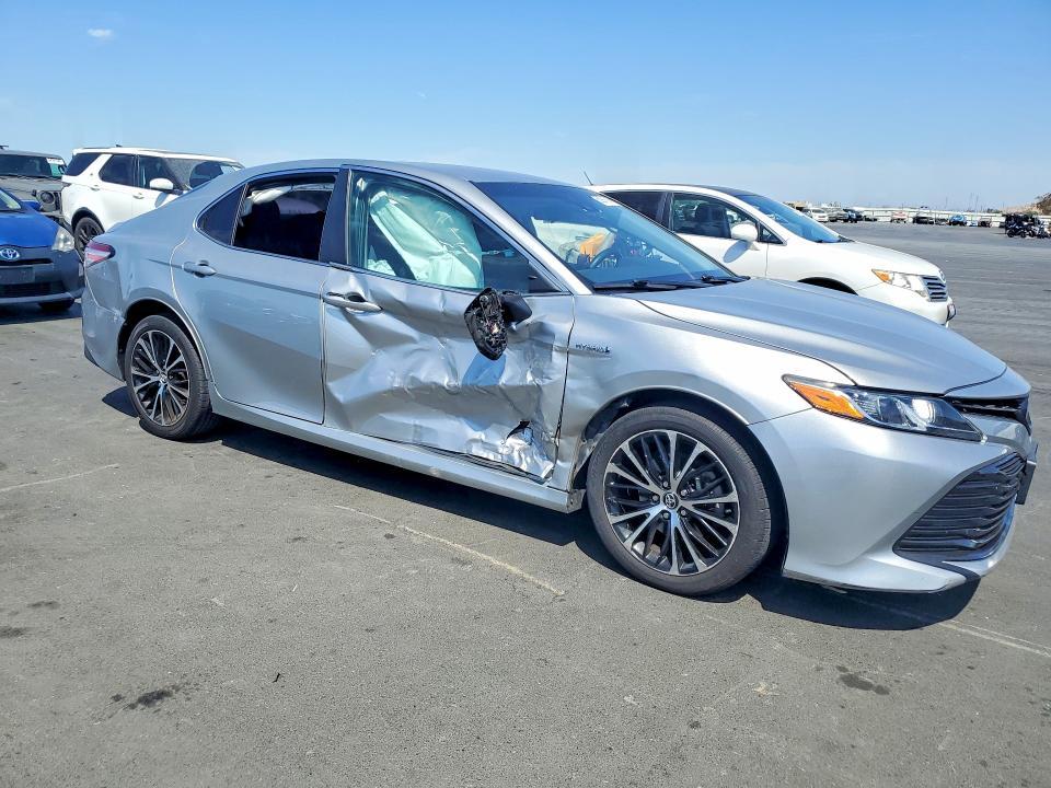 2018 Toyota Camry le