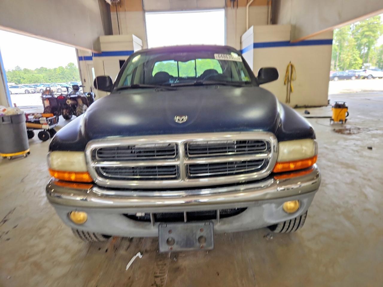 2001 Dodge Dakota Quattro