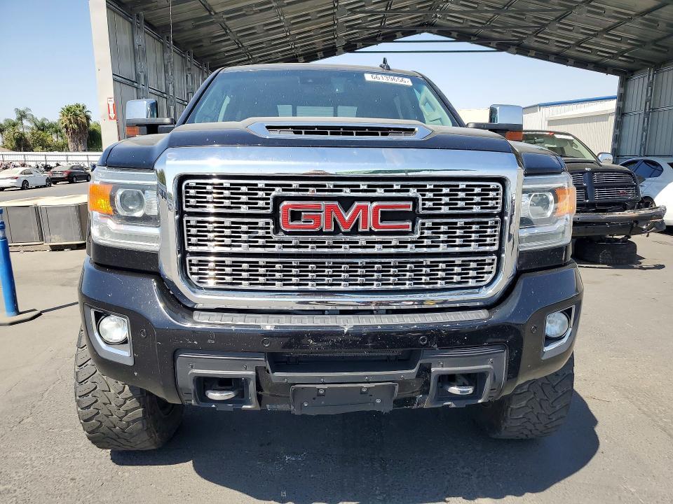 2019 GMC Sierra K2500 Denali