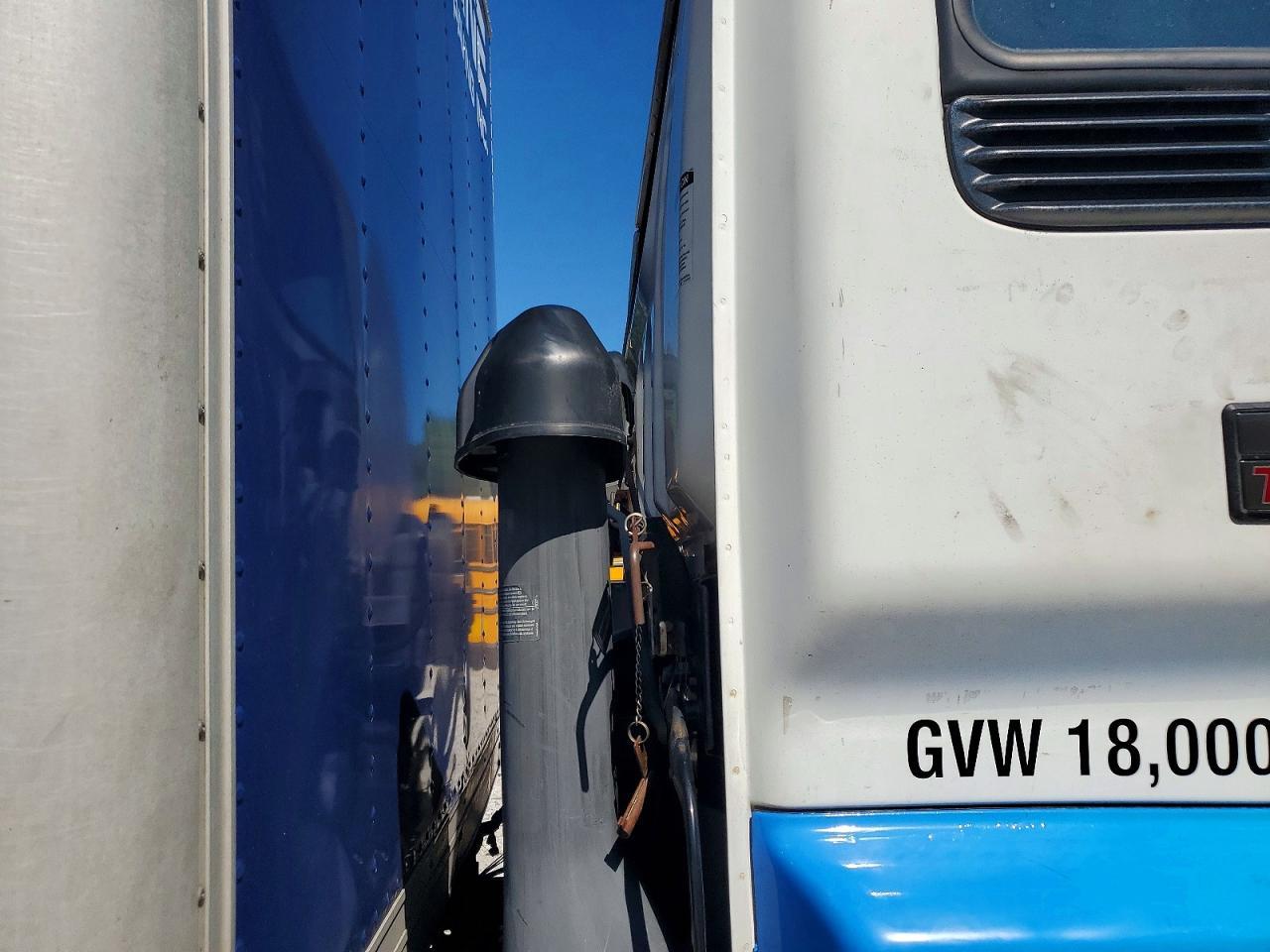2007 GMC T-SERIES BOX Truck