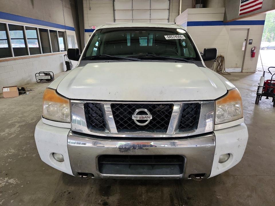 2013 Nissan Titan S