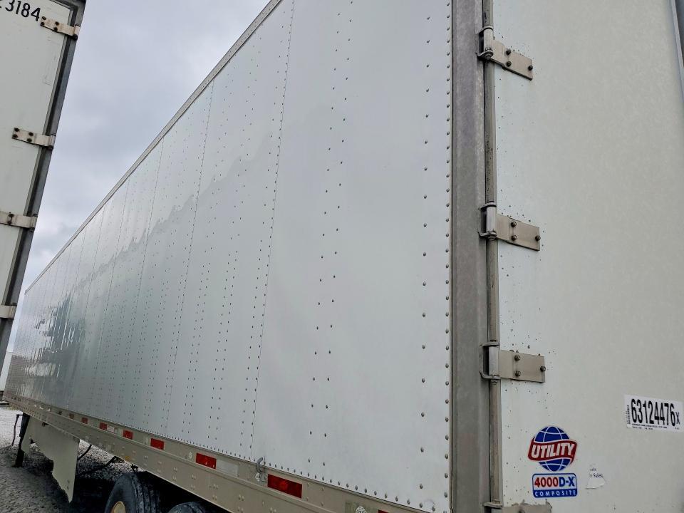 2016 Utility VS2DX DRY Van Trailer