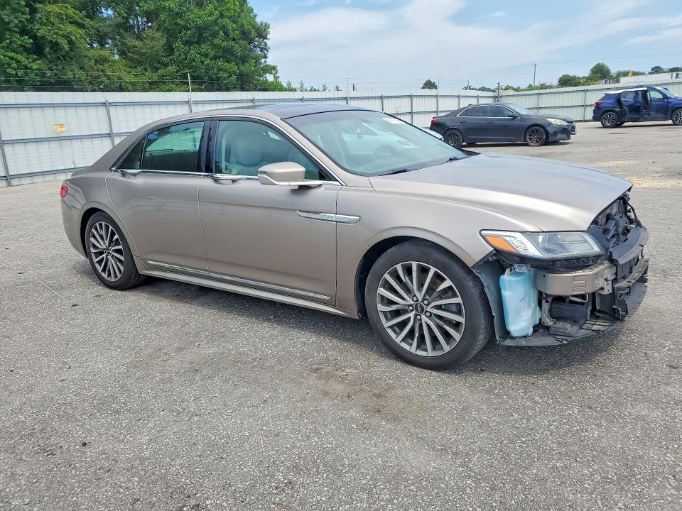 2018 Lincoln Continental Select