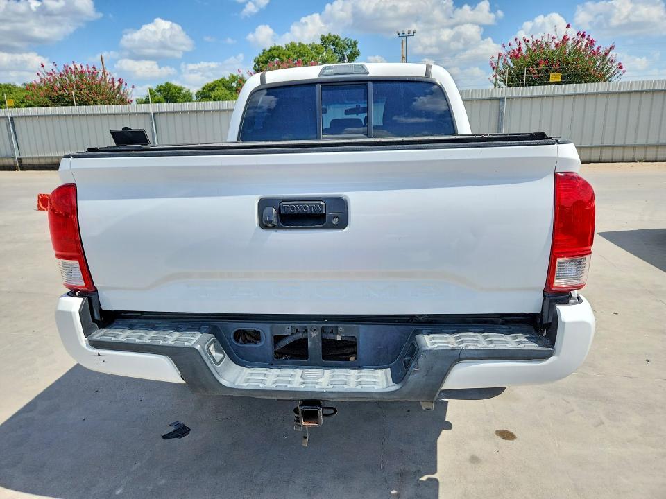 2017 Toyota Tacoma SR