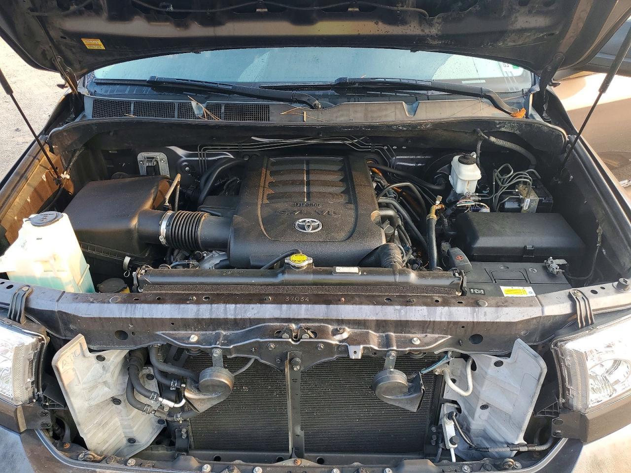 2013 Toyota Tundra Crewmax SR5