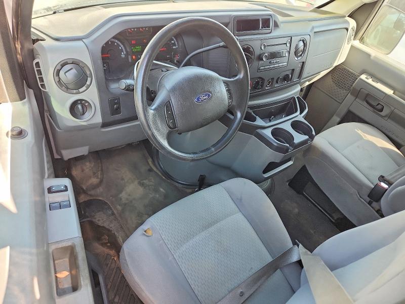 2011 Ford Econoline E350 Super Duty Wagon