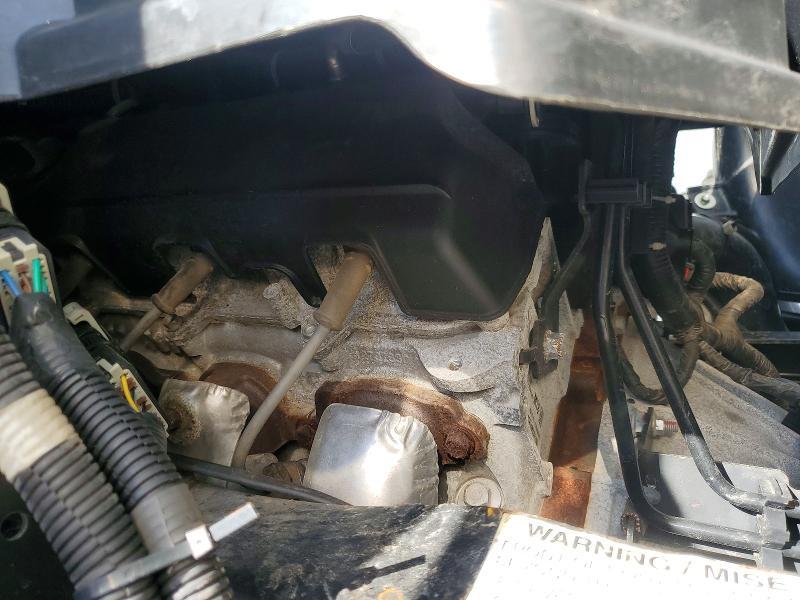 2025 Isuzu NPR HD