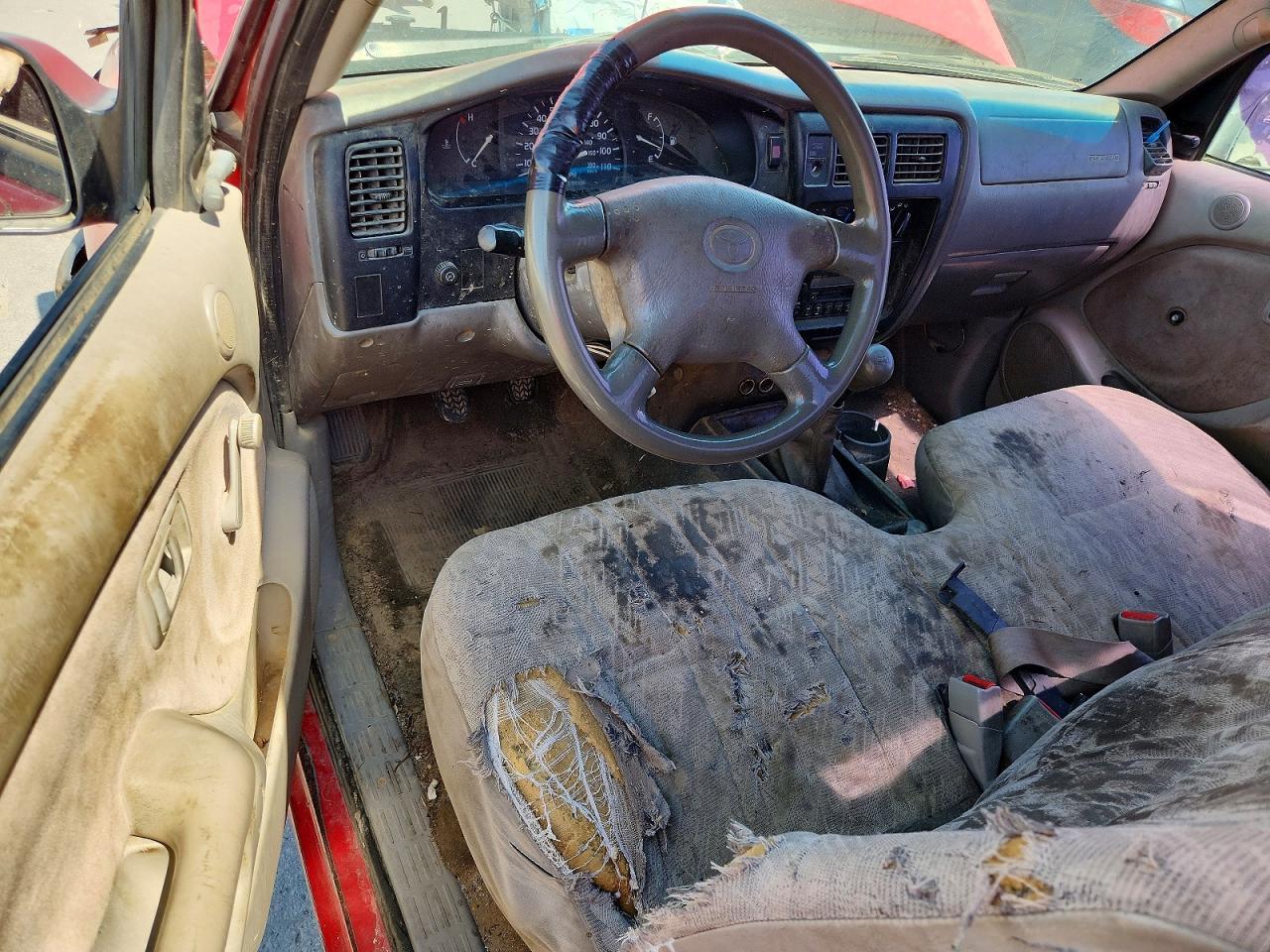 2004 Toyota Tacoma Base