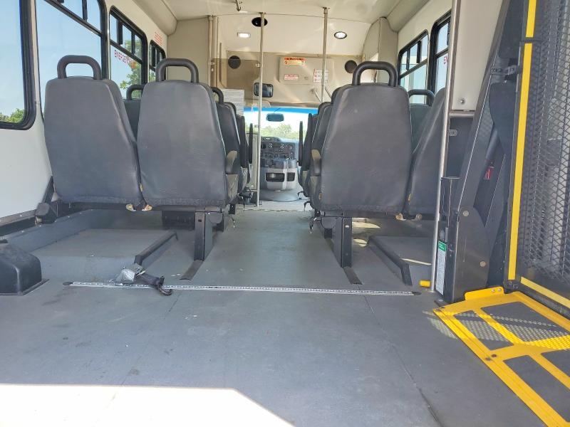 2019 Ford E350 Shuttle Bus