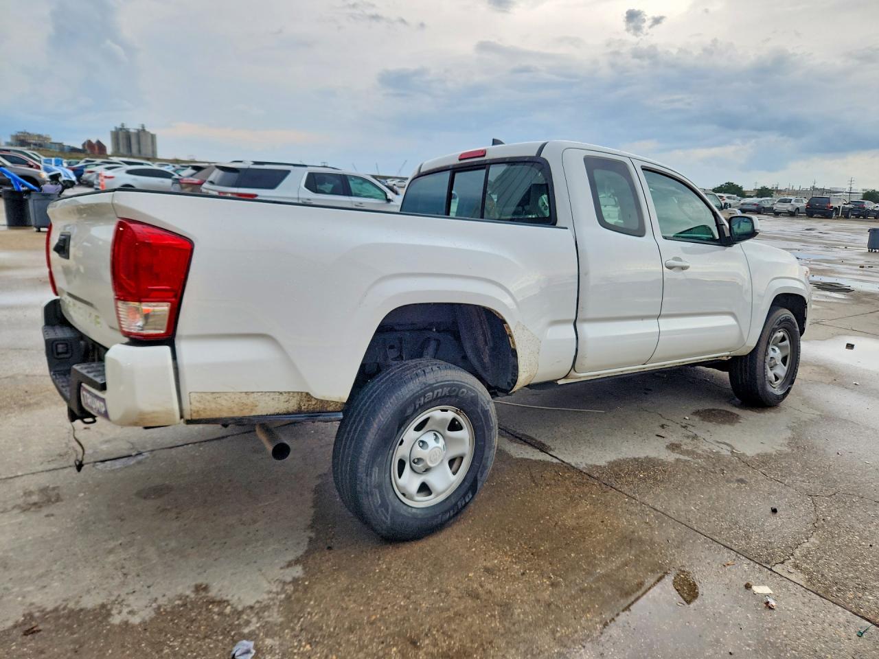 2017 Toyota Tacoma SR