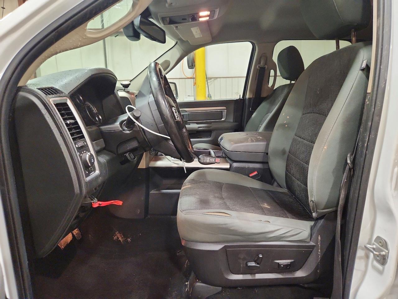 2015 Dodge RAM 1500 SLT