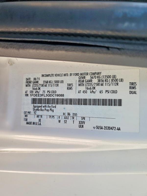 2016 Ford Econoline E350 Super Duty Cutaway Van