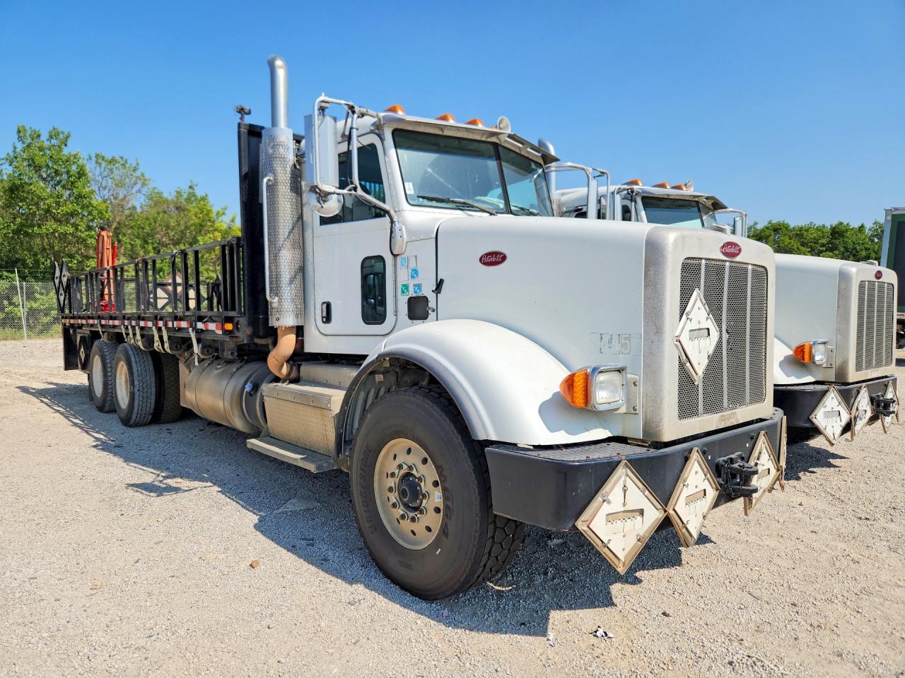 2014 Peterbilt 365 Crane Truck