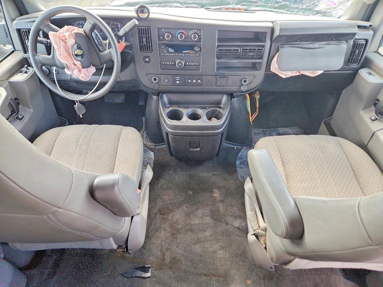 2018 Chevrolet Express G3500 LT