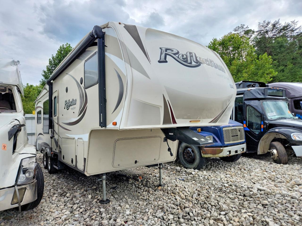 2014 Grandesign Reflection-Camper